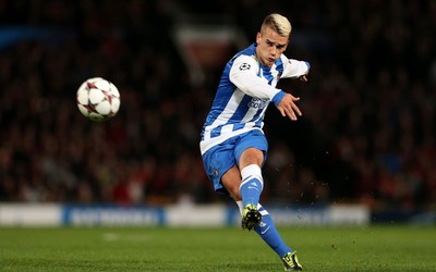 华体会电竞精华-内马尔与队友开玩笑